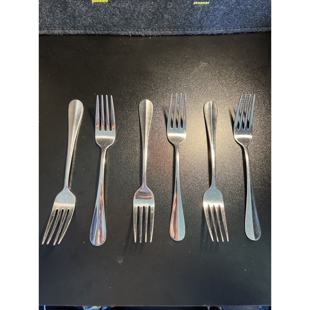 International Stainless Simplicity 6 Dinner Forks China Center Ridge 7 3/4"
